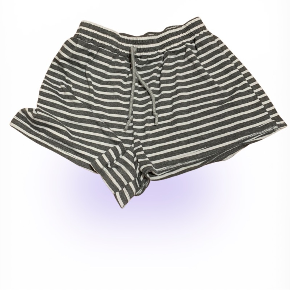 ROMWE Gray and White Striped Casual Lounge Shorts (M)